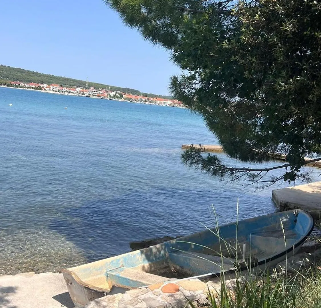 Vila Mia 3, Camp Limoni Sukošan