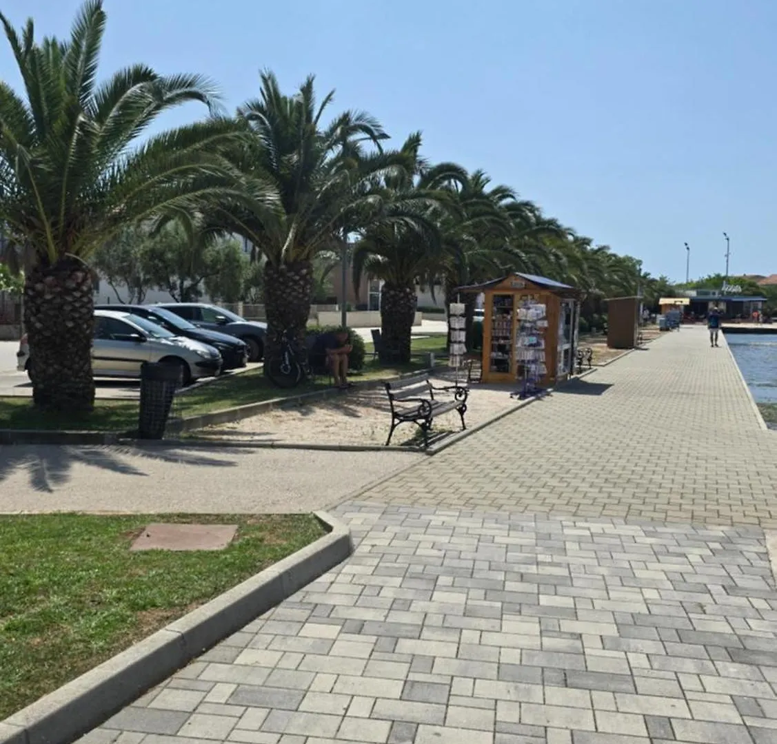 Vila Mia 3, Camp Limoni Sukošan